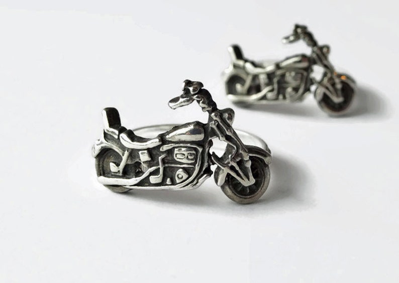 Zombie motorcycle ring Daryl Dixon The Walking Dead Last one retro bike Norman Reedus Solid Sterling Silver Motorcycle Ring
