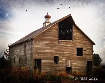Old Barn Photo - Old Barn Photography - Paysage - Weathered Barn - Iowa Barns