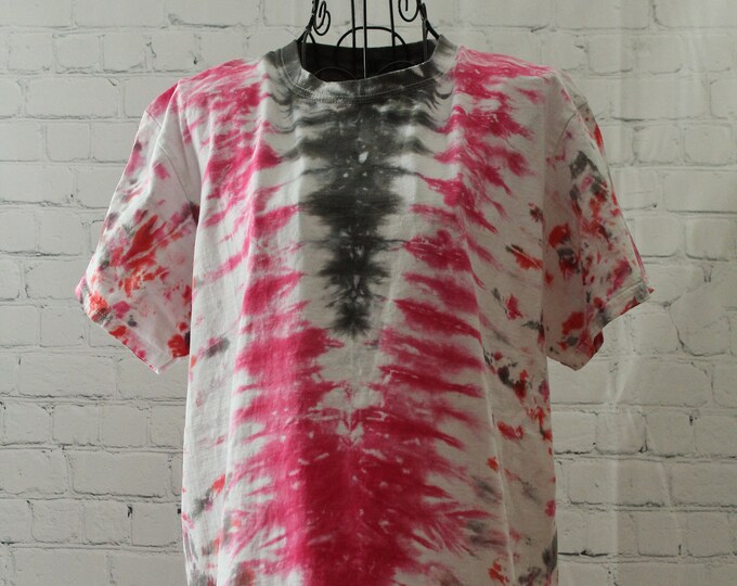 Tie Dyed T-Shirt  Adult Medium (38-40) Cotton Short Sleeve Hand Dyed in Pewter Gray and Pink Great Gift!