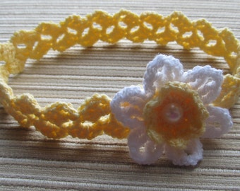 Crochet Pattern #117 Baby Headband with a White Daffodil