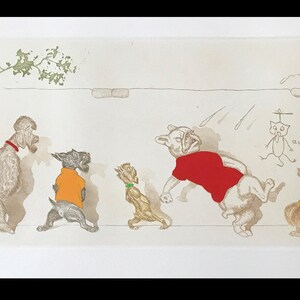 Puede incluir: Una ilustración vintage de un grupo de perros y gatos en una escena divertida. Los perros llevan ropa colorida y los gatos están en varias poses. El texto "Mort aux chats" está escrito en la imagen.