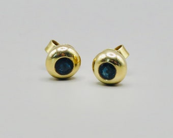 Vintage Preloved 14k Yellow Gold Sapphire Bezel Studs Earrings