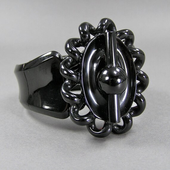 Antique Carved Whitby Jet Bracelet, Stretch or Ex… - image 7