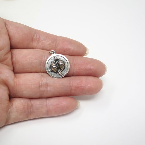 Vintage Sterling Silver Pisces The Fish Zodiac Sign C… - Gem