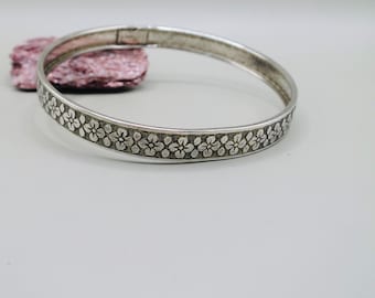 Vintage Sterling Silver Embossed Floral Stacking Bangle Bracelet, 8.7 grams