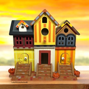 Woodland Bungalow for Birds. OOAK Brownstone, Townhome, Rowhouse Birdhouse.
