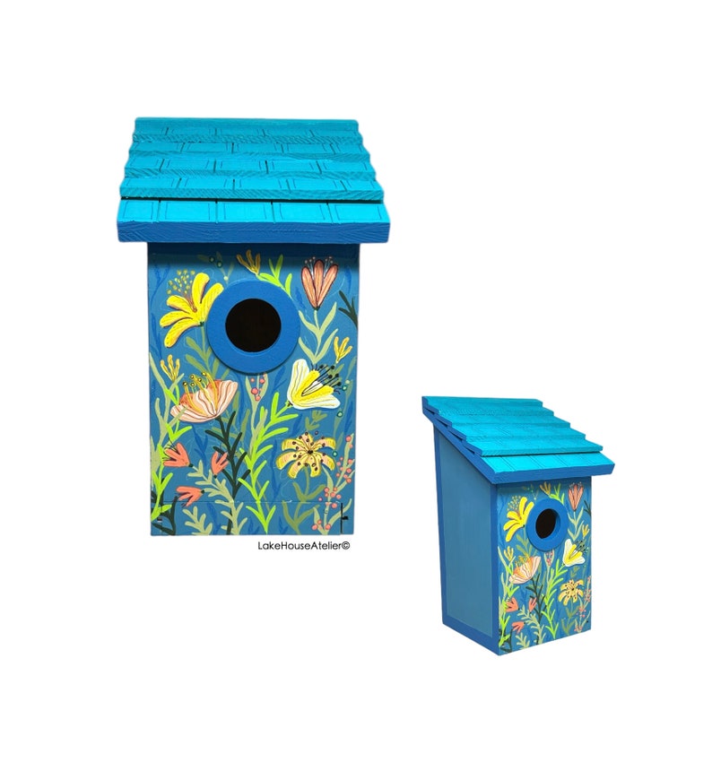 Casa de pájaros personalizada pintada a mano y personalizada. OOAK Casa de pájaros pintada a medida personalizada. Pajarera para poste o pared. imagen 7