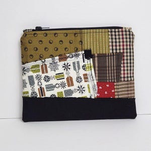 Upcycled Make-up Bag Organizer Pouch for Handbag Patchwork Zipper Cosmetic Scrap Patchwork Small Pouch Bag Upcycled Vegan Gift Fabric Scraps