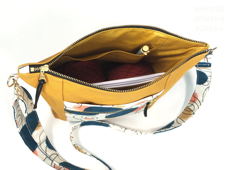 Elsie Crossbody Bag PDF Sewing Pattern, a Zip Top Bag with 3 Handy Pockets image 3