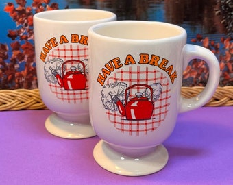 Vintage 'Have A Break' Podest Becher - 1980er Kitchenalia - 2er Set