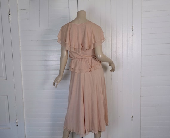 70s Delicate Pink Blouse & Skirt- Dusty Peach- Fo… - image 7