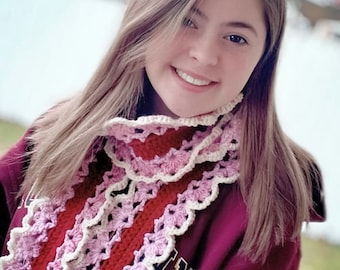 Blooming Hearts Scarf Crochet Pattern | Infinity Scarves DIY