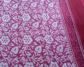 Coton indien rose, tissu Voile Saree, tissu imprimé floral, tissu Sari avec bordure, tissu indien, tissu en coton doux, tissu Sari rose