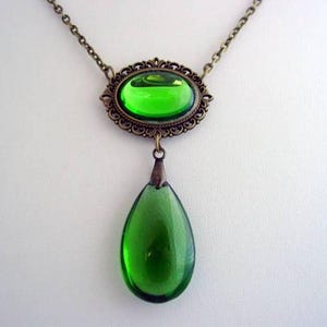 Witch Wendy Wear, Green Necklace, Vintage Emerald Glass Cabochon, Art Nouveau Jewelry