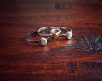 Pretty Timeless - Brass and silver ring - hand fabricated