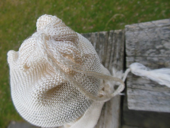 circa 1920s - Antique / very vintage knitted baby… - image 2