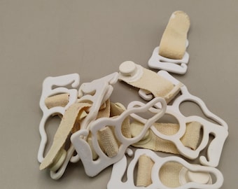 vtg Garter belt clips Lot of 8 sturdy flexible plastic w rubberized tabs buttons