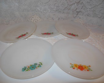 vintage Anchor Hocking Mixed lot of (5) Fire King saucers - milk glass with pretty flowers