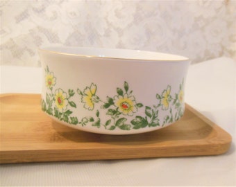 Crown Sterling fine bone china vintage fruit bowl "Dover Daisy" pattern  circa midcentury