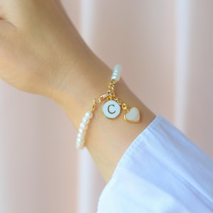 Personalized Pearl Bracelet,14K gold Plated Dainty Natural Freshwater Pearl Bracelet,Pearl Bracelet, Gift for Brides,Bridemaids, Anniversary