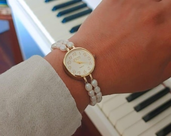 Luxury Women's Watch with Genuine Freshwater Pearls – Vintage Style Quartz Bracelet Watch-Local taxes included (where applicable)
