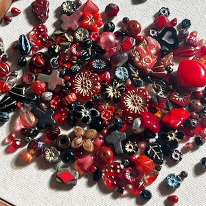 100g Czech Glass Bead Mix, red and black color mixed, CZECH high quality beads, Craft Bead, Jewelry making Bead, gothic style