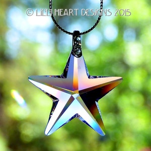Swarovski Crystal Strass Logo Gravé RARE 40mm BIG Rosaline Pink Retired Star CZ Bail et Silver Plated Chain Lilli Heart Designs