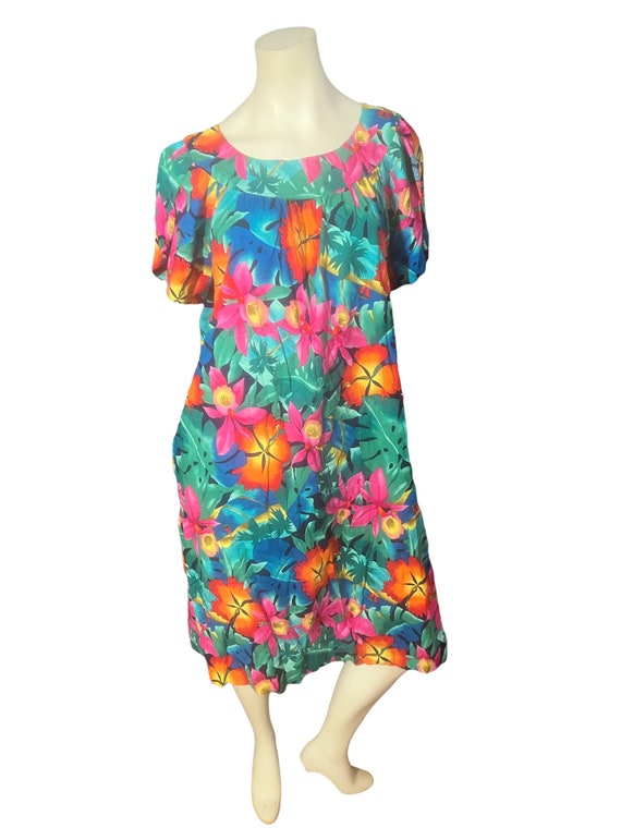 vintage Hilo Hattie dress 1970s Evelyn Margolis caftan kimono Hawaiian maxi gown blue waves XS - S