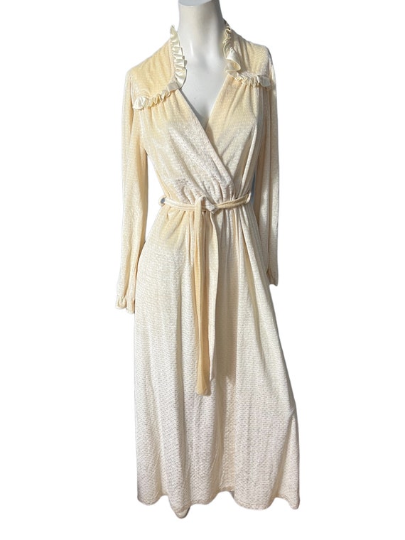 Vintage 70's long cream robe Michele S - image 2