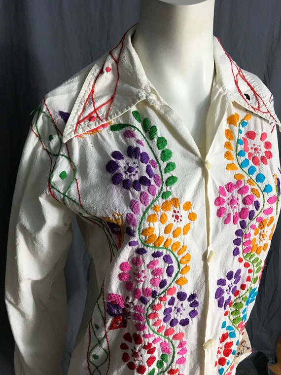 Vintage 70’s embroidered Mexican shirt M/L - image 3