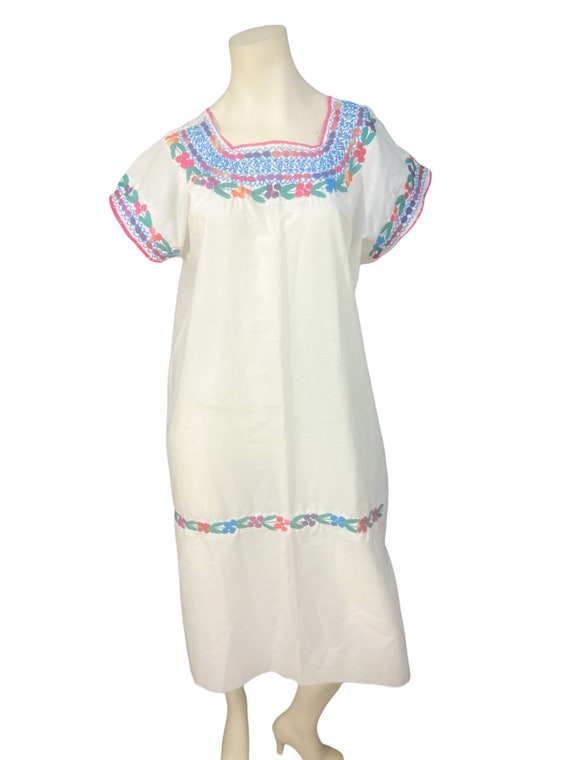 green emerald velvet dress Mexican Dress- Fiesta Dress Embroidery- Median- large Floral Dress- Ca –  Artesanias Camila main image 0