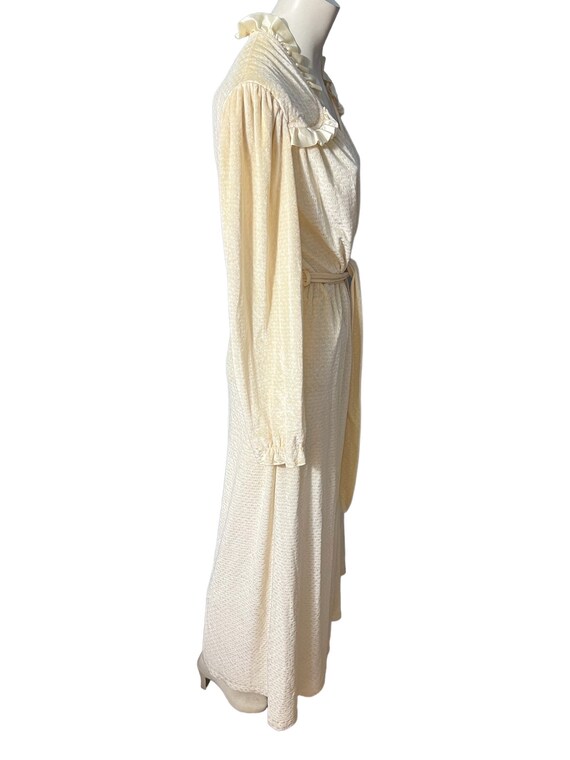 Vintage 70's long cream robe Michele S - image 4