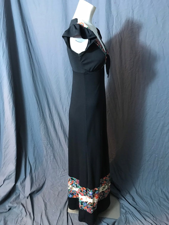 Vintage 1970’s long black maxi dress S 7 - image 8