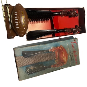 Vintage 60&#39;s men&#39;s Touchdown Brush & Shoehorn tie rack