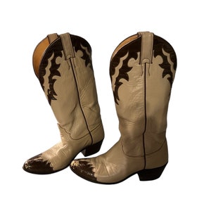 Vintage Justin cowboy boots 8 B