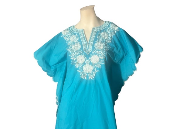 Vintage embroidered caftan dress S M - image 1