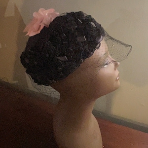 Vintage jaren 60 pillendooshoed met sluier