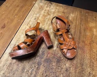 Vintage 70’s wood platform shoes 5