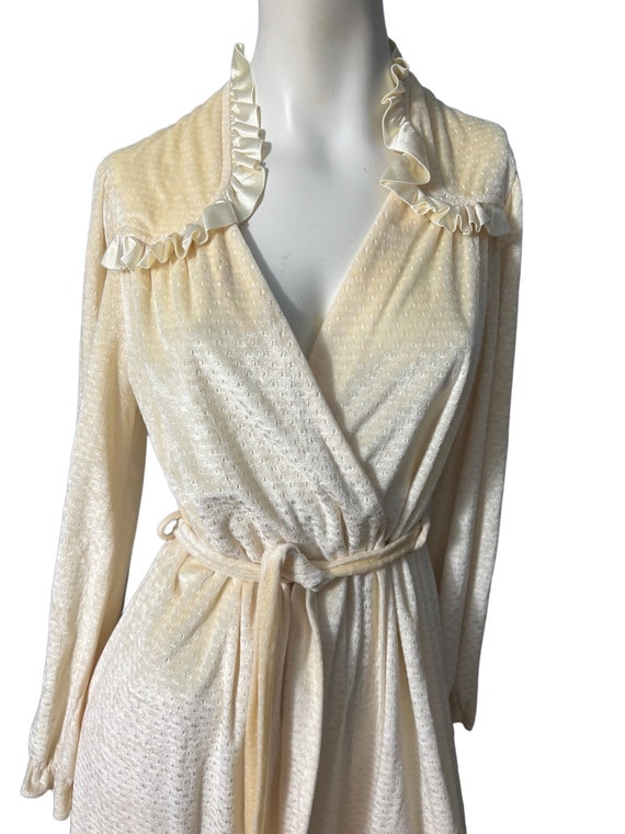 Vintage 70's long cream robe Michele S - image 3