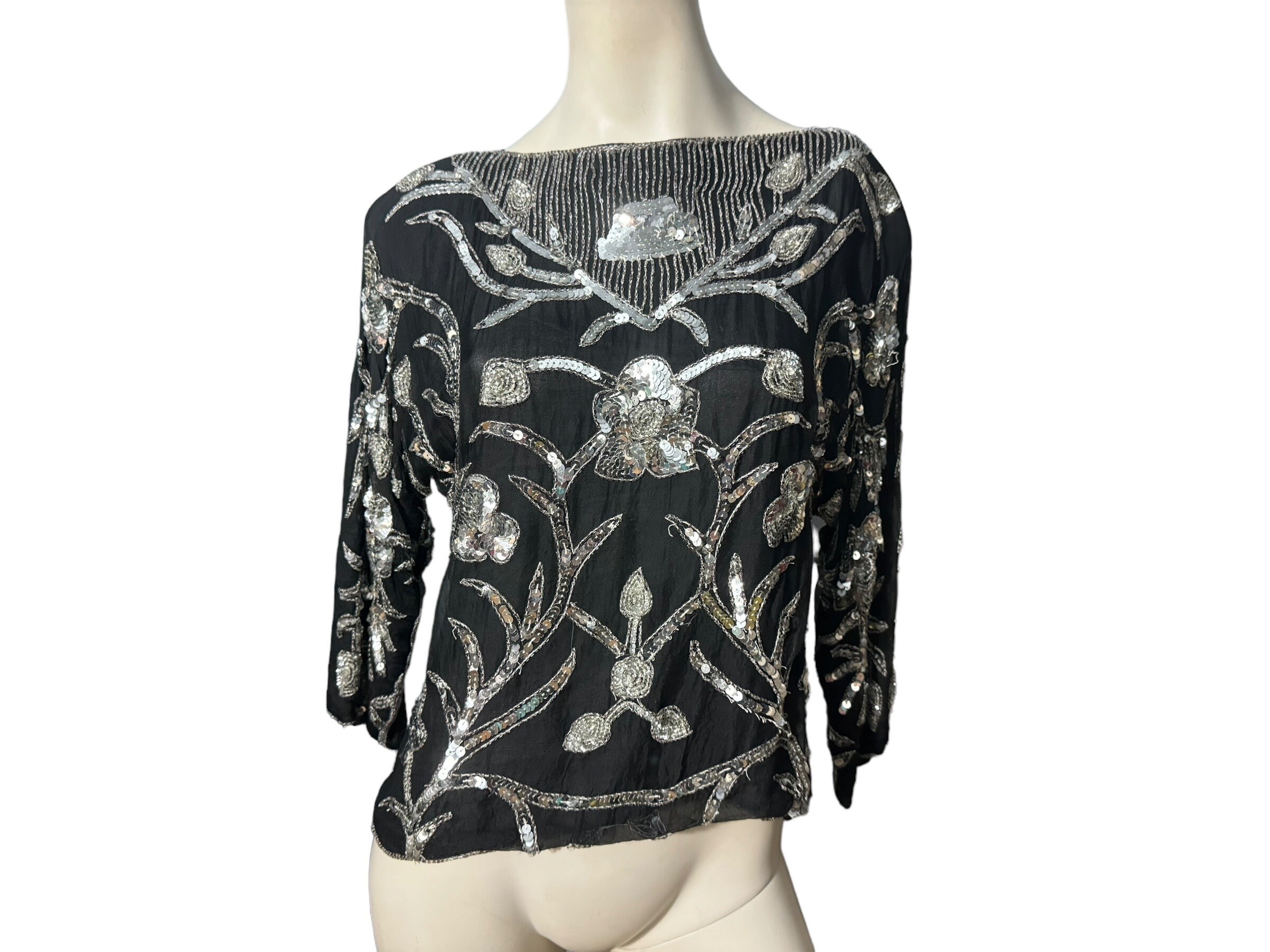 Vintage Black & Silver Sequin Top Sz S J.L.B - Etsy Vintage Black & Silver Sequin Top Sz S J.L.B - Etsy