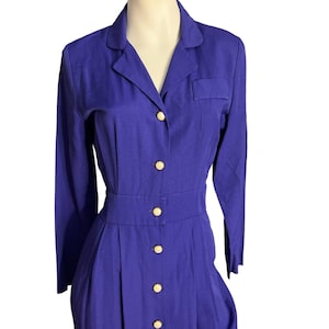 Vintage 80er Jahre Lila tailliertes Kleid mit 10 Spezial Effekten