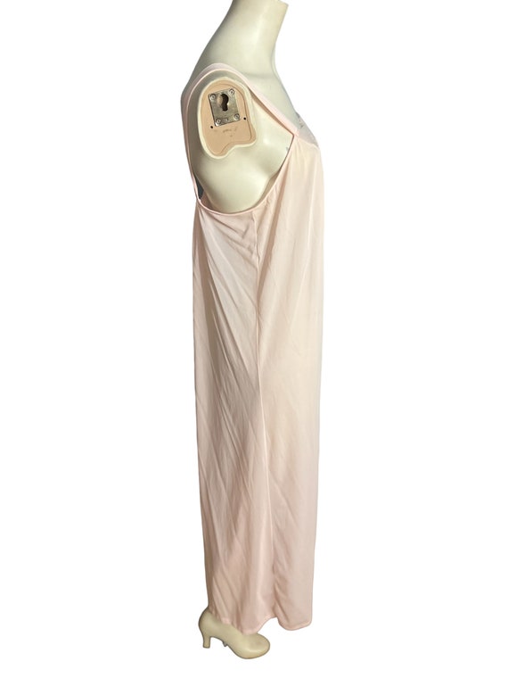 Vintage pink long nightgown M - image 4
