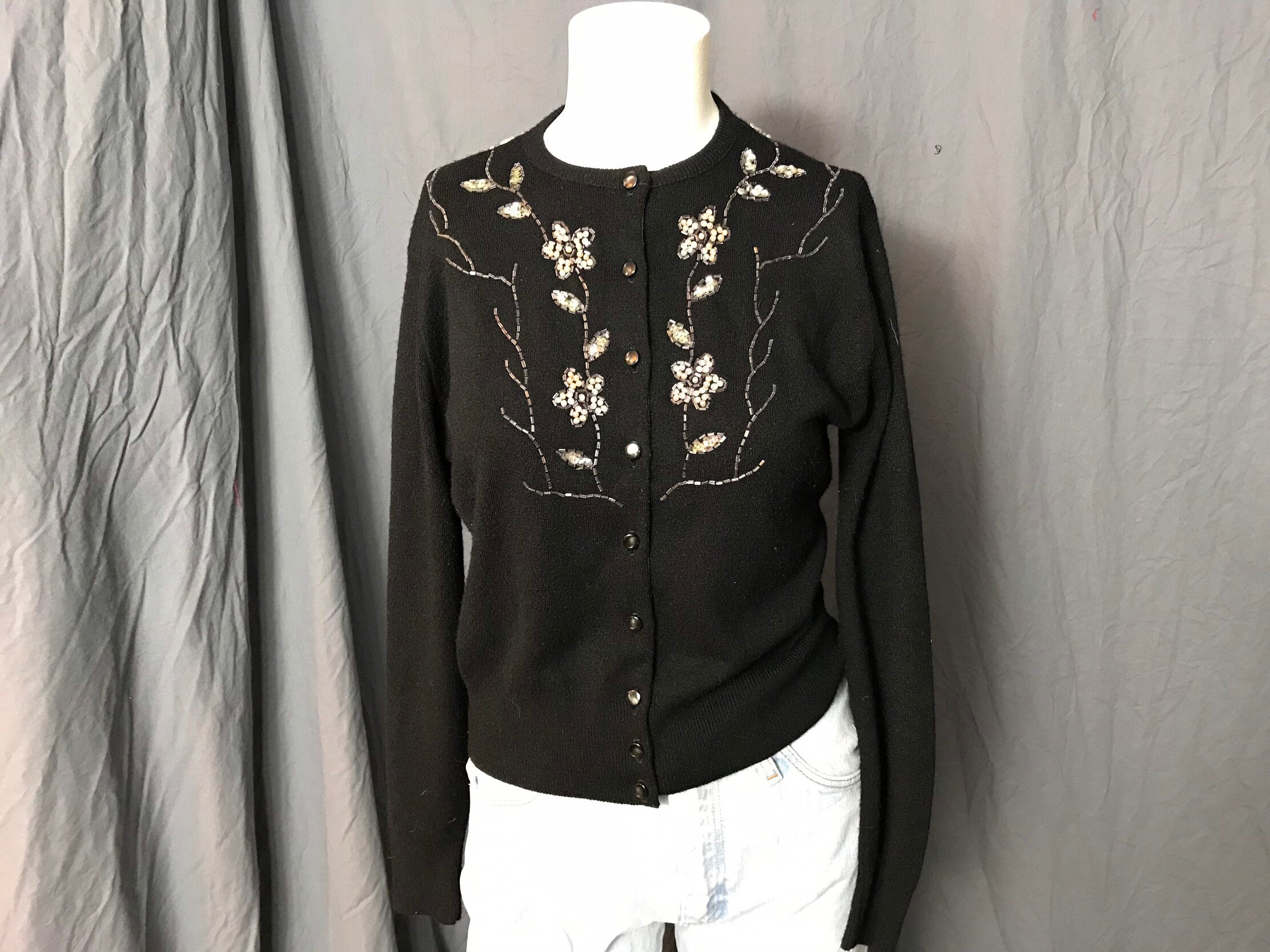 velvetattic Vintage 1950's Dur-LAN Black Beaded Sweater S Cardigan M