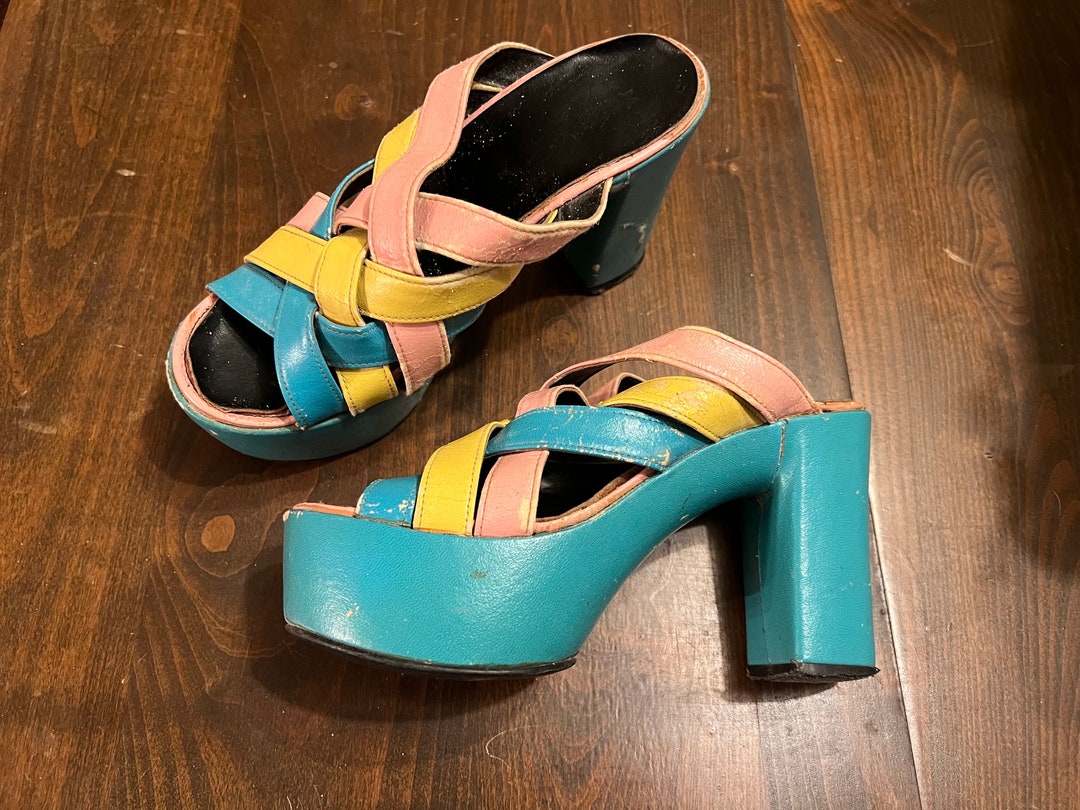 70s Ladies Platform Shoes main image 1