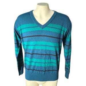 Vintage 70&#39;s men&#39;s V neck blue striped sweater M Repage