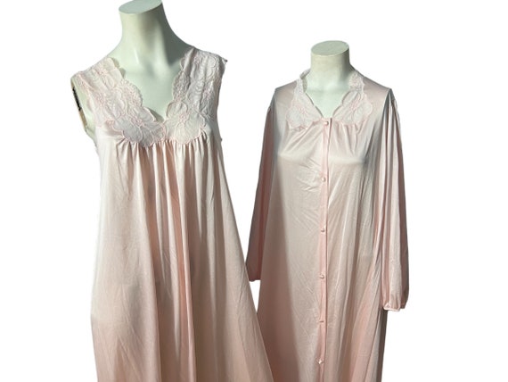 Vintage 70's pink nightgown & robe S Vanity Fair - image 1