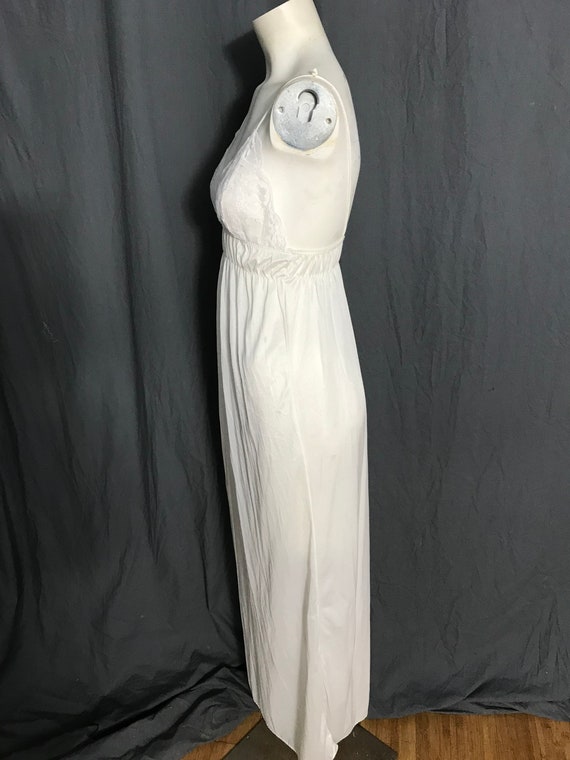 Vintage 1970’s long nightgown small - image 4