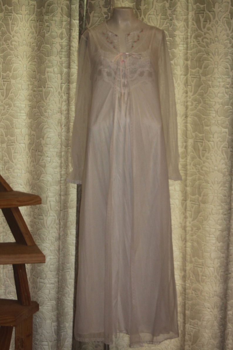 Vintage Vanity Fair Nightgown /& Robe Set Lingerie S