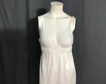 Vintage 1970’s long nightgown small