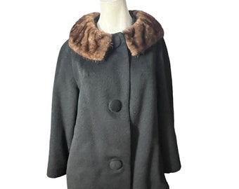 Vintage black 50's coat fur collar M L